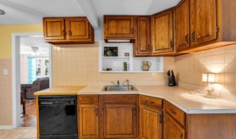 101 River Ct, Belmar, NJ 07719