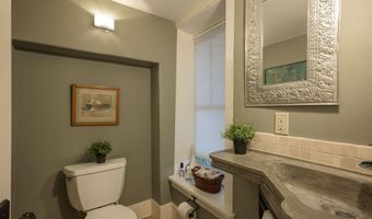 45 Old State Highway 3, Arroyo Hondo, NM 87513