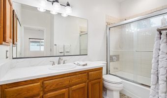6823 Corintia St, Carlsbad, CA 92009