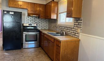 5 Lakeside Ave, Cranston, RI 02910