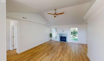 970 HASSETT St, Brookings, OR 97415