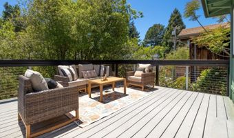 517 Sumner Ave, Aptos, CA 95003