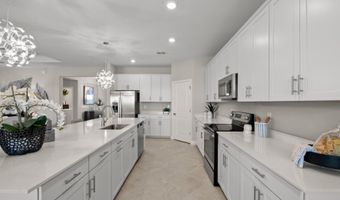 3111 WESTON MANOR Dr, Alva, FL 33920