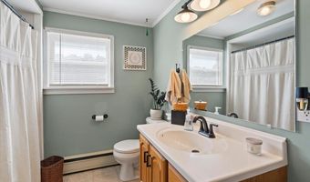 55 Waterman St, Barre, VT 05649