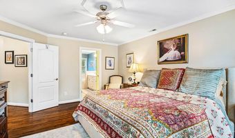 216 Wendhurst Ct, Apex, NC 27502
