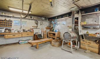 601 Silverbow Ave, Belgrade, MT 59714