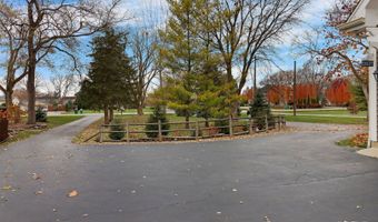 2837 Jackson Dr, Arlington Heights, IL 60004