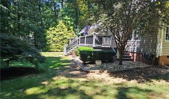 121 Roxbury Ct, Advance, NC 27006