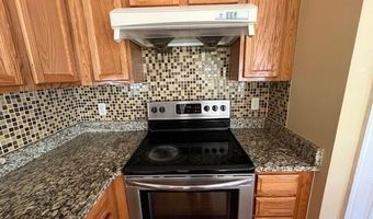 1556 Chapleau Dr, Ann Arbor, MI 48103