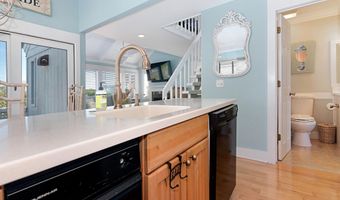 305 S Bald Head Wynd 17, Bald Head Island, NC 28461