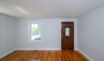 895 Hancock St, Abington, MA 02351