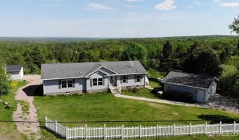 392 7th St, Allouez, MI 49805
