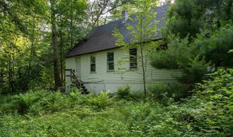 235 Young Rd, Barrington, NH 03825