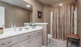 8 Excelso Ln, Hot Springs Village, AR 71909