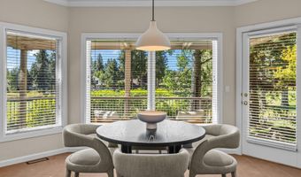 19490 Green Lakes Loop, Bend, OR 97702