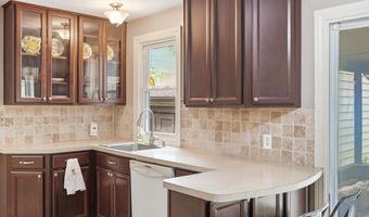 2104 Arborview Blvd, Ann Arbor, MI 48103