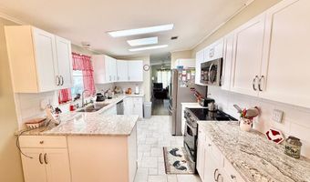 310 Lookout Cir, Auburndale, FL 33823