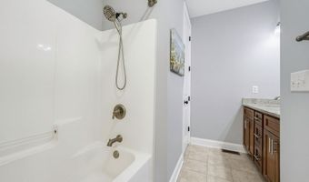 318 Cockle Ln, Beaufort, SC 29906