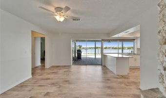 6334 COCOA Ln, Apollo Beach, FL 33572