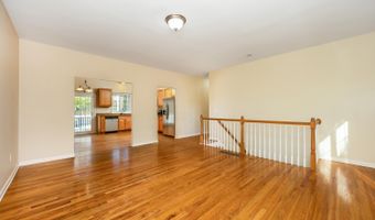 173 Anton Dr, Bridgeport, CT 06606