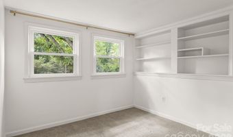 2220 Arnold Dr, Charlotte, NC 28205
