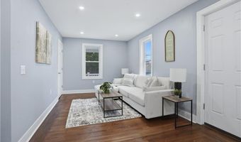 188 Greene Ln, Middletown, RI 02842