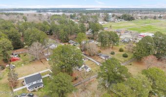 225 N 6th St, Aurora, NC 27806