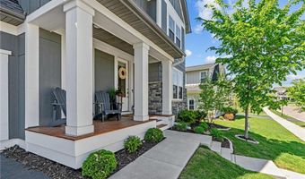 16321 Dryden Rd, Lakeville, MN 55044