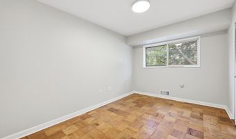 10643 WEYMOUTH St 101, Bethesda, MD 20814