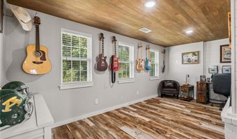 1430 Lakeview Estates Dr, Alma, AR 72921