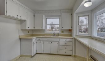 403 W Chestnut St, Almira, WA 99103