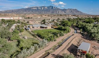 17 LLANITO Rd, Bernalillo, NM 87004