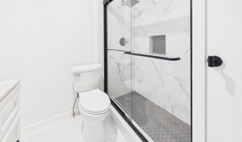 1015 Aoloa Pl 252, Kailua, HI 96734