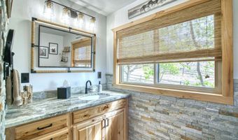 320 Del Monte Rd, Berthoud, CO 80513