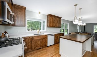 835 Appaloosa Run, Aurora, OH 44202