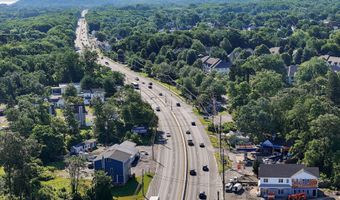 560 State Route 36, Belford, NJ 07718