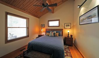 55 Mallard Dr, Becket, MA 01223