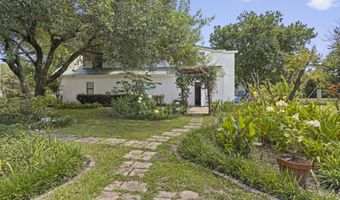 1099 Campbell Dr, Biloxi, MS 39532