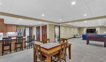 118 Lakeland Dr, Adams Twp., PA 16046