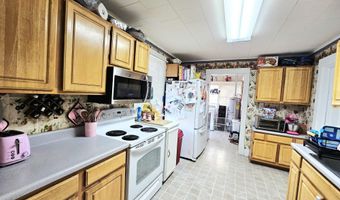 145 W 19TH St, Baxter Springs, KS 66713