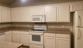 2 Radcliffe Dr, Bella Vista, AR 72714