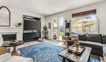 1077 Village Dr, Oceanside, CA 92057