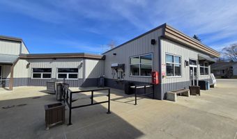 300 W Hickory St 302 W Hickory St., Apple River, IL 61001