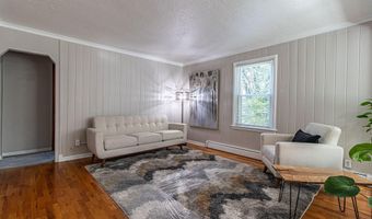 3005 Oakwood St, Ann Arbor, MI 48104