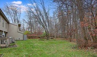 393 Mohegan Cir 393, Andover, NJ 07848