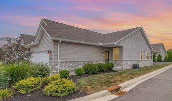 5010 Garden Grove Ln, Delhi, OH 45238