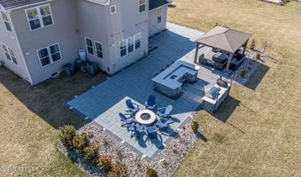 41 Gina Dr, Allentown, NJ 08501