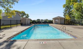 14855 Endicott Way 304, Apple Valley, MN 55124
