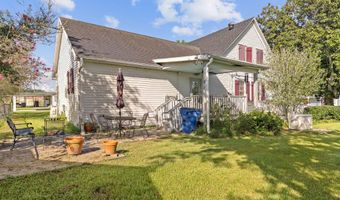 210 N Washington St, Abbeville, LA 70510