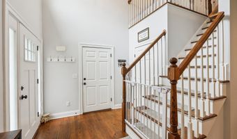 15 Wondy Way, Danbury, CT 06811
